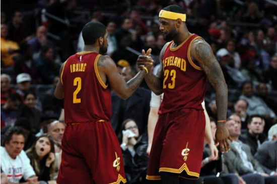 路易斯-迪亚斯导致阿什拉夫受伤，摩洛哥记者：你是个罪犯（阿什拉夫受伤引争议，摩洛哥记者怒斥路易斯-迪亚斯：“你是罪犯”）