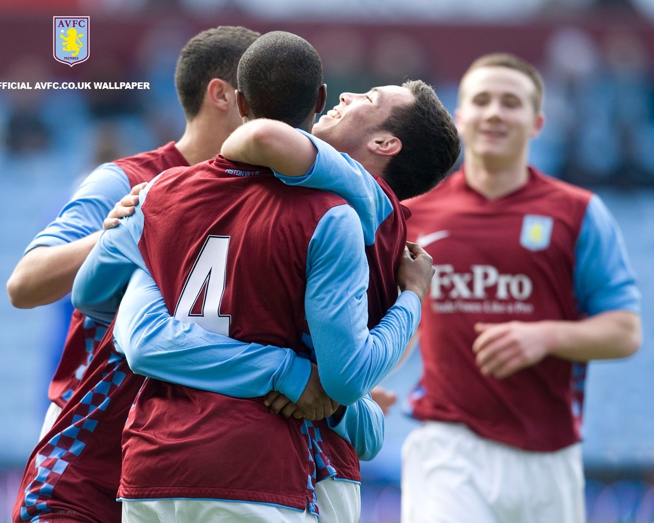 国米税前年薪排名：劳塔罗1660万欧第1，4人超千万（国米球员税前年薪榜：劳塔罗以1660万欧领跑，四将年薪破千万）