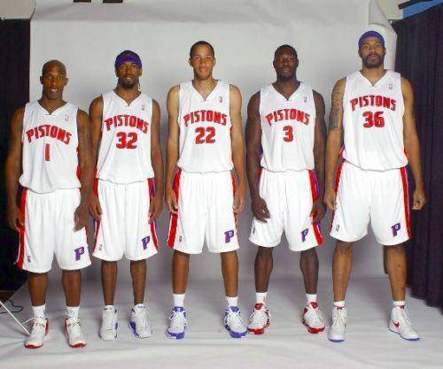 特德斯科：德布劳内能发现其他人发现不了的空当，并传出好球（特德斯科：德布劳内能洞察他人忽视的空当，送出精妙传球）