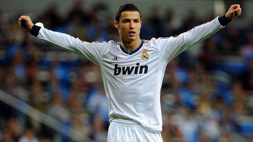 “我爱足球”燃动许昌（“我爱足球”点燃许昌激情）