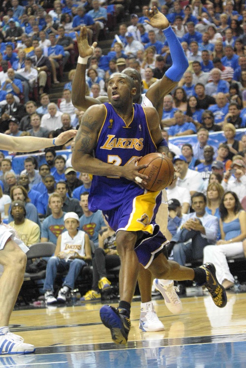 前裁判：米兰确实不该被判点球，但主裁判给的理由有问题（前裁判：米兰点球本不该判，主裁解释站不住脚）