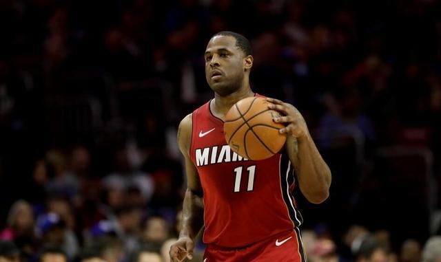 纳尼：曼联需要引进中场，若昂·内维斯是绝佳人选（纳尼称曼联亟需补强中场，若昂·内维斯为最佳选择）