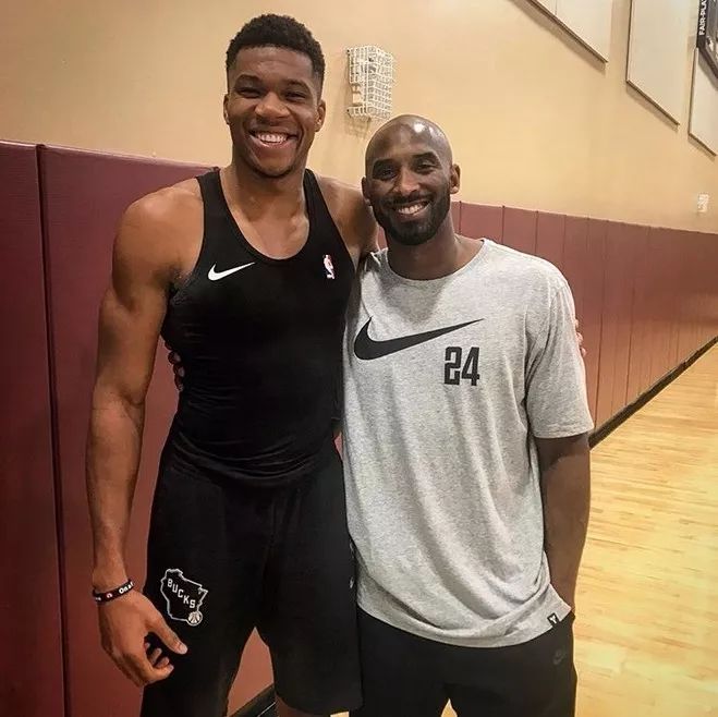 大卫-路易斯：未来会当教练；在慕尼黑夺得欧冠那夜太疯狂了（大卫-路易斯：计划未来执教；慕尼黑欧冠封王之夜太疯狂）