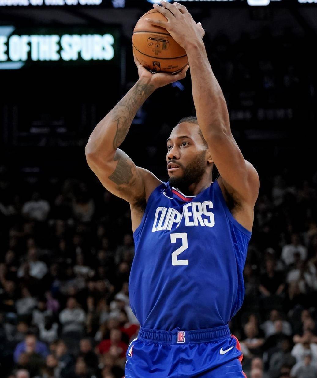 ENHYPEN音银全球盛典《Shine on Me》舞台（ENHYPEN亮相音银全球盛典献唱《Shine on Me）