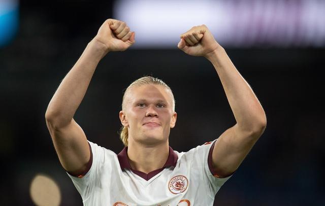 战狼队贡献2射1传！官方：B费当选英超第十五轮最佳球员（对阵狼队2射1传！官方：B费当选英超第15轮最佳球员）