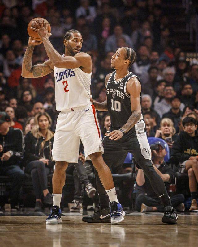 Shams：国王对全队球员交易持开放态度，小萨&拉文受关注（Shams：国王不设非卖品，小萨博尼斯与拉文备受关注）