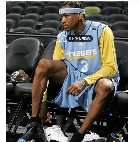 聋人篮球观赛：让我们挥动手语为运动员呐喊（用手语为聋人篮球助威：一起为运动员加油）