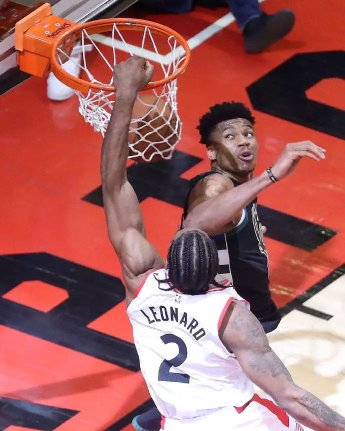 穆里尼奥：满意球员表现，无惧八强战可能对阵波尔图（穆里尼奥满意球员表现：不惧八强或遭遇波尔图）