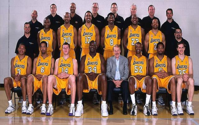 韩媒：热刺计划12月邀请孙兴慜回主场看球，并将安排特别仪式（韩媒称热刺拟于12月邀孙兴慜回主场观赛并举行特别仪式）