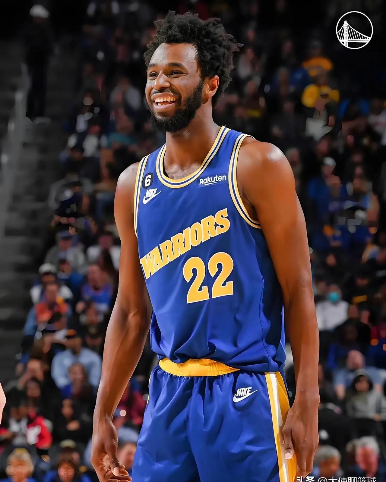 中超比赛亮点：上海海港2-1战胜山东泰山,（中超焦点战：上海海港2比1击败山东泰山）