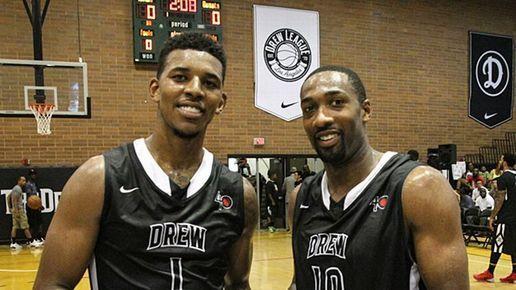 维金斯生涯第38次正负值低于-25，NBA同期历史最多（维金斯职业生涯已有38场单场正负值低于-25，位列NBA同期第一）