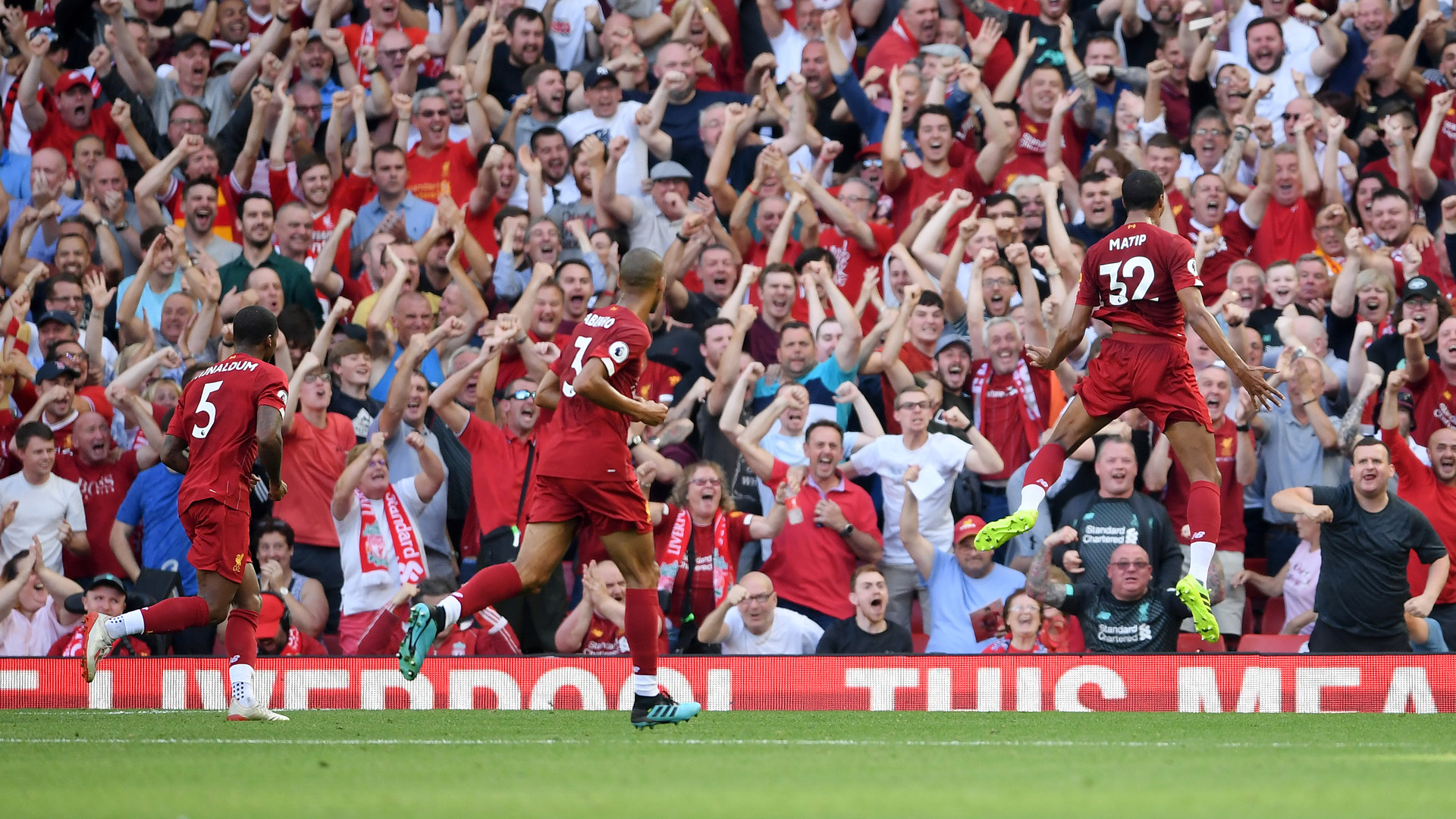 一人一城，韩国前国脚崔喆淳退役，曾代表全北出场超500次（全北功勋、韩国前国脚崔喆淳宣布退役：为俱乐部出场500余场）