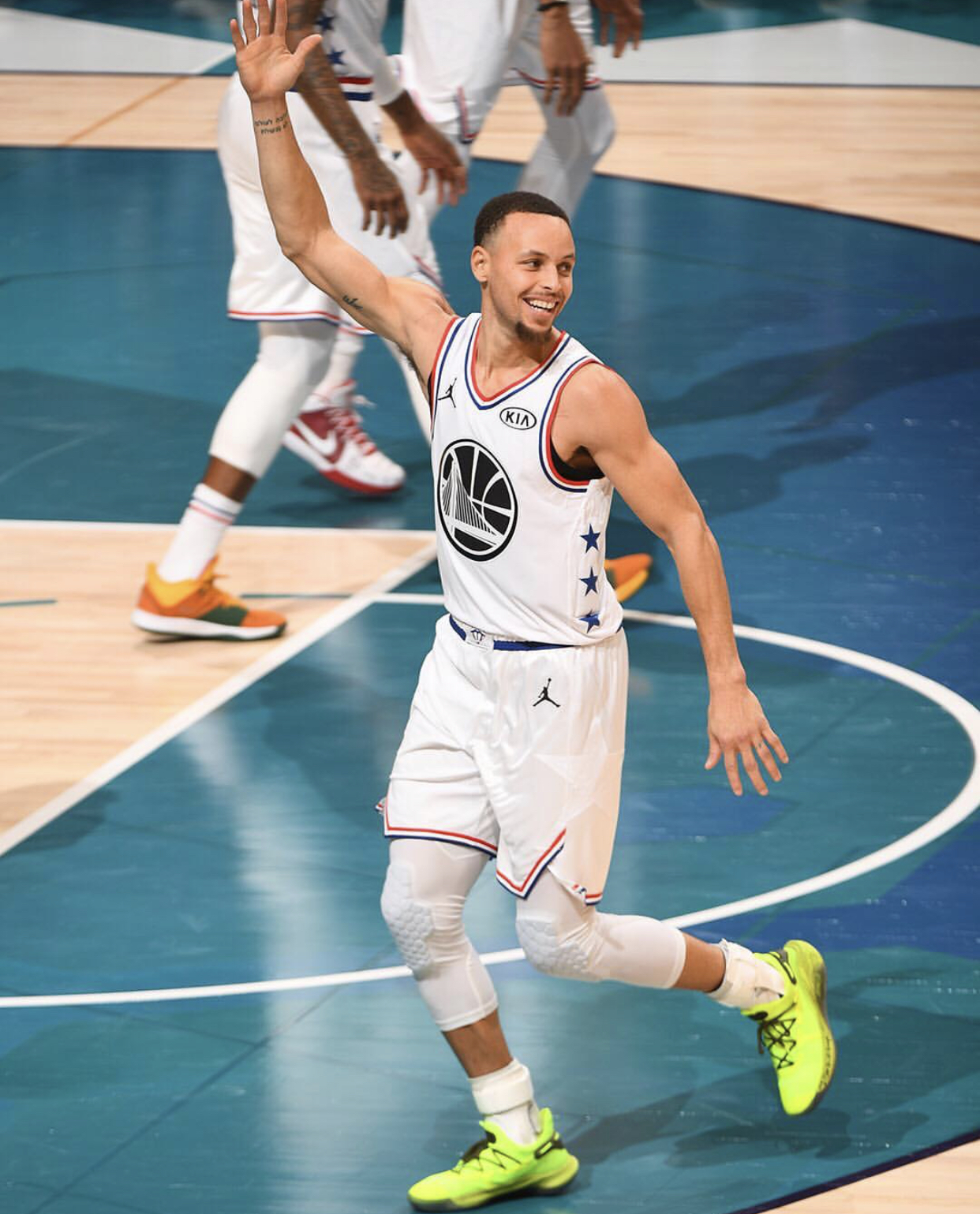 米兰上次德比扑点后夺冠？迈尼昂：我们不能做这种比较（谈米兰上次德比扑点后夺冠，迈尼昂：不应进行这种比较）