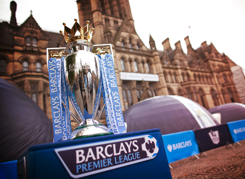 意甲媒体热议：米兰新援亚沙里首秀，贡献了一场极具说服力的比赛（亚沙里米兰处子秀获意媒盛赞，表现极具说服力）