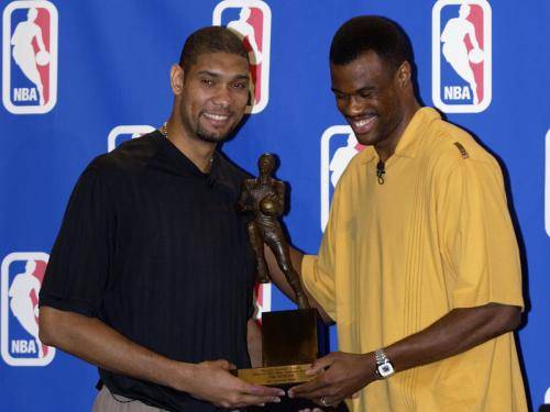 斯基拉：曼奇尼将与萨德签约一份2+2的合同，年薪500万欧（斯基拉：曼奇尼将加盟萨德，签2+2合同，年薪500万欧元）