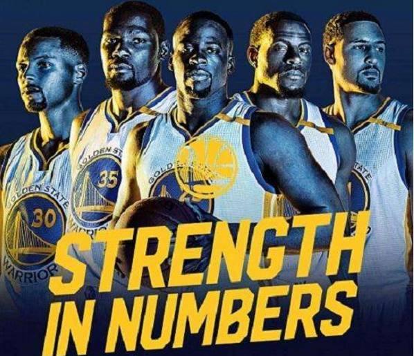 TA：因现代足球重视边路与攻防转换，菱形中场阵型已几乎绝迹（TA：在现代足球强调边路与攻防转换的趋势下，菱形中场几乎走入历史）