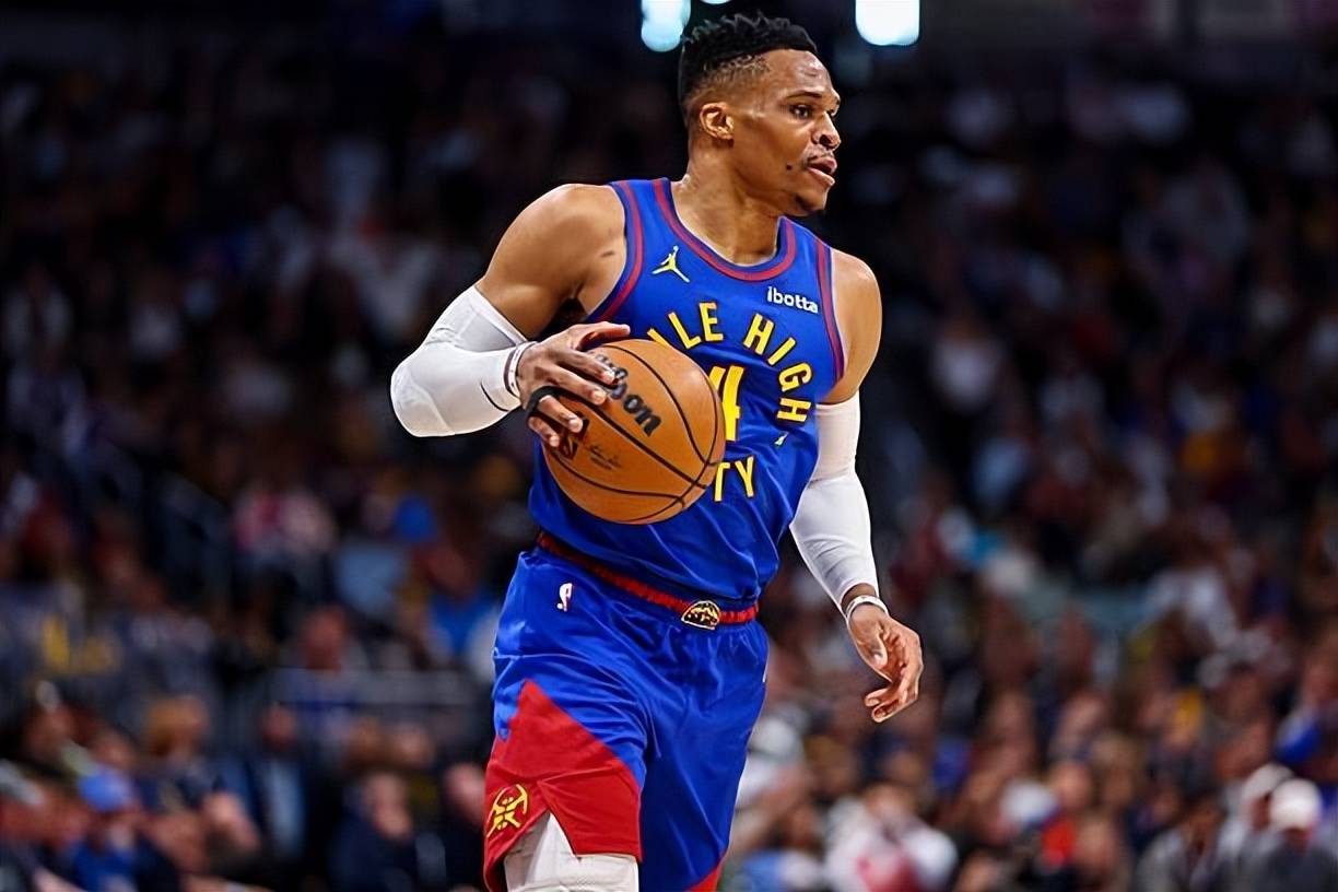 体坛记忆｜猛兽大布对战保罗，科特干扰无力回天！（体坛回顾｜猛兽大布对决保罗，科特搅局仍回天乏术）