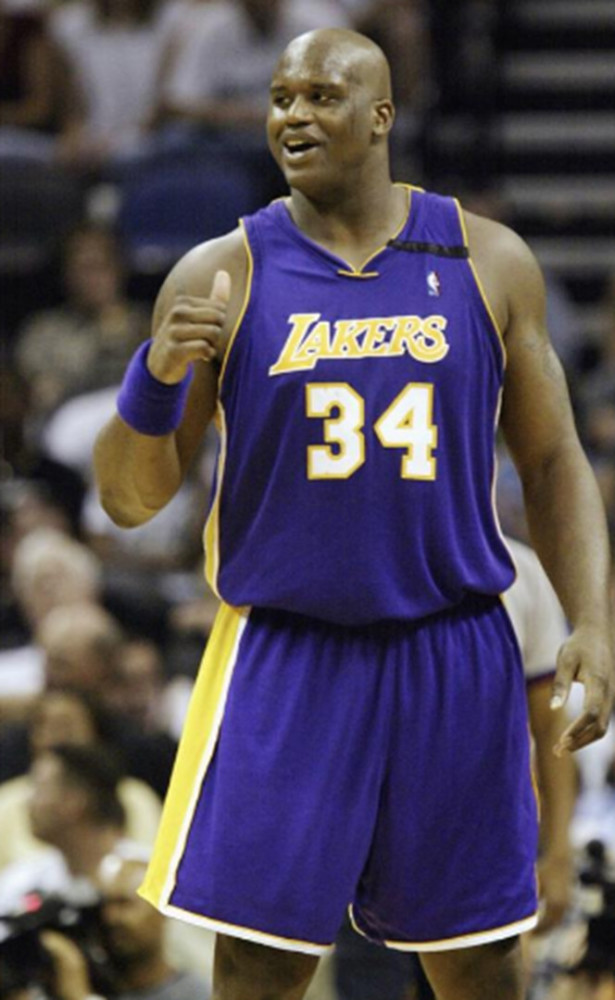 弗拉格砍下35分8篮板，莱昂纳德贡献30分，独行侠客场险胜快船（独行侠客场险胜快船：弗拉格35分8篮板，莱昂纳德砍下30分）